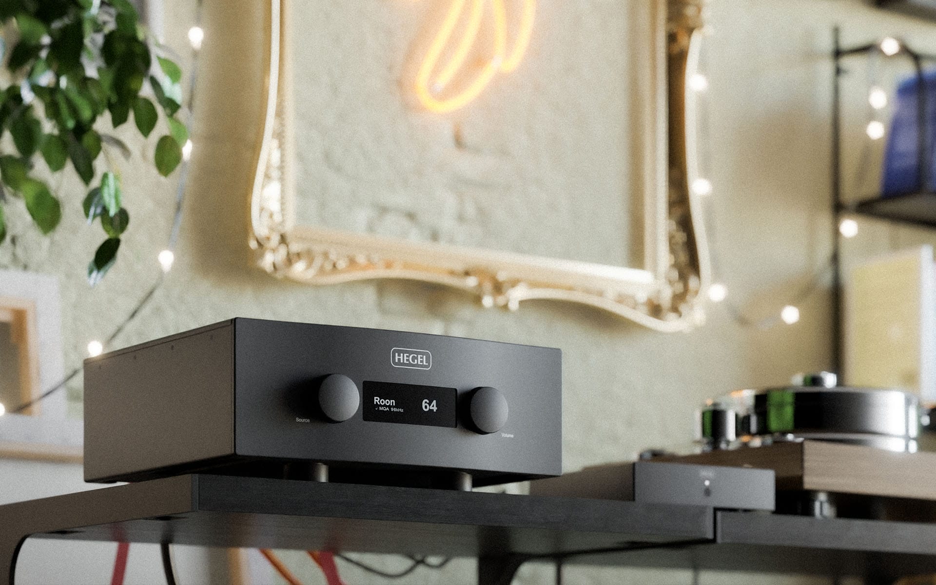 HEGEL H600 lifestyle interior photo 02