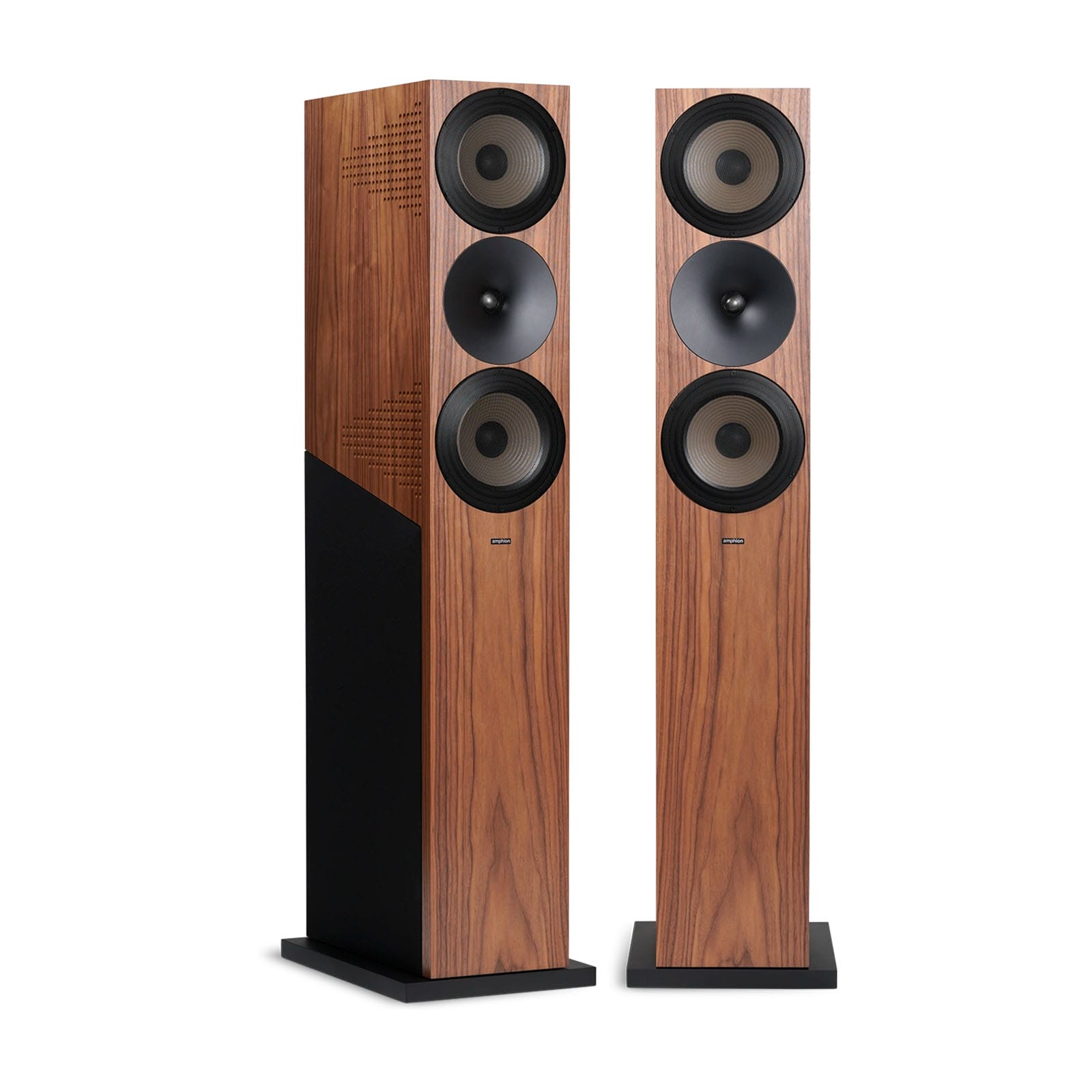 Krypton3X Walnut-Front diagonally-shadow